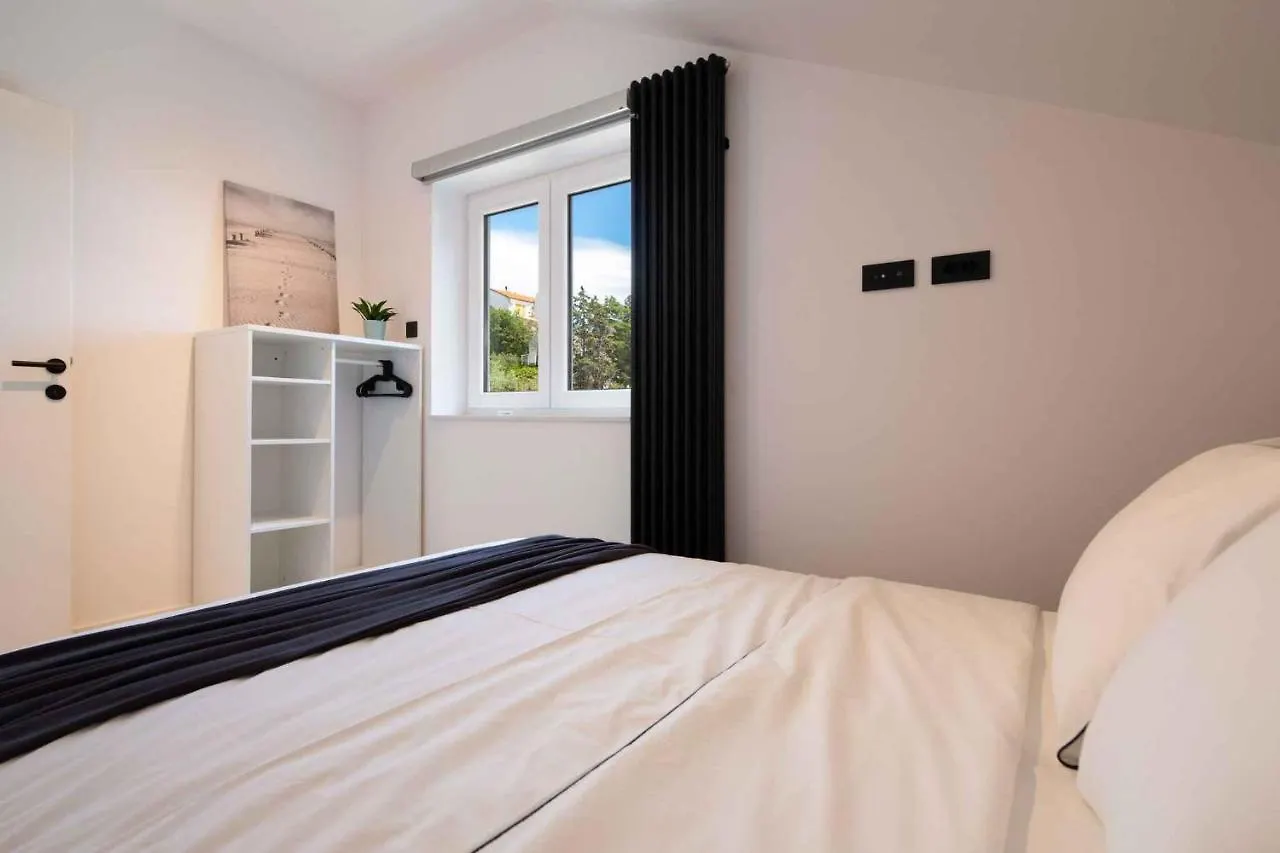 Apartment In Crikvenica 41689